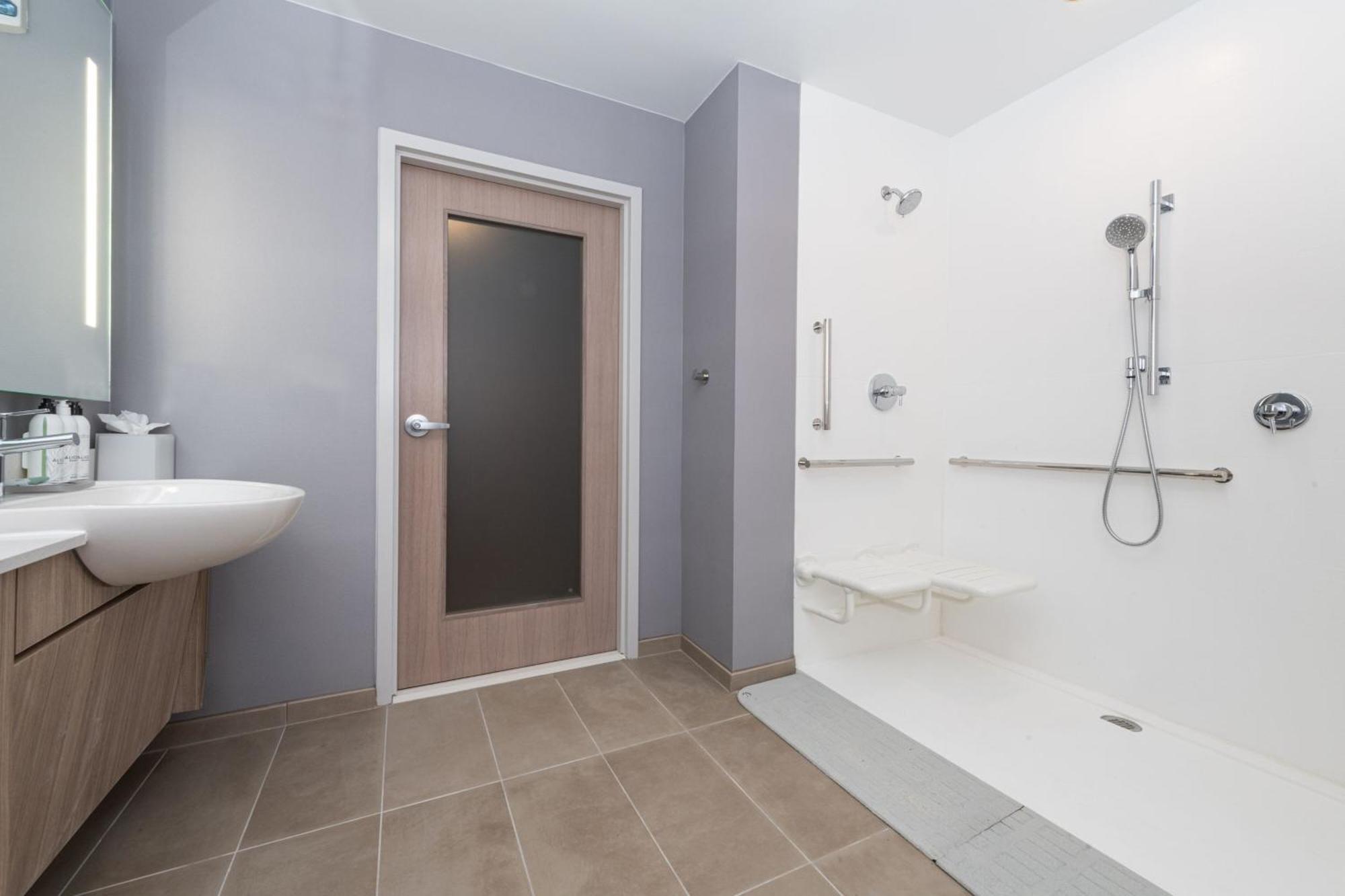 Springhill Suites By Marriott Baltimore Downtown Convention Center Area Экстерьер фото
