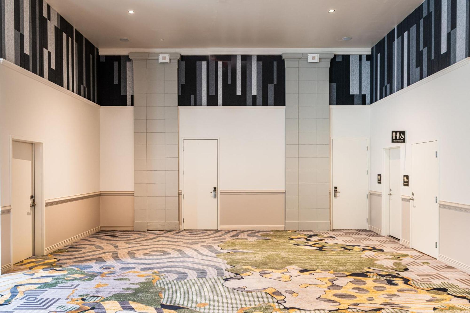 Springhill Suites By Marriott Baltimore Downtown Convention Center Area Экстерьер фото