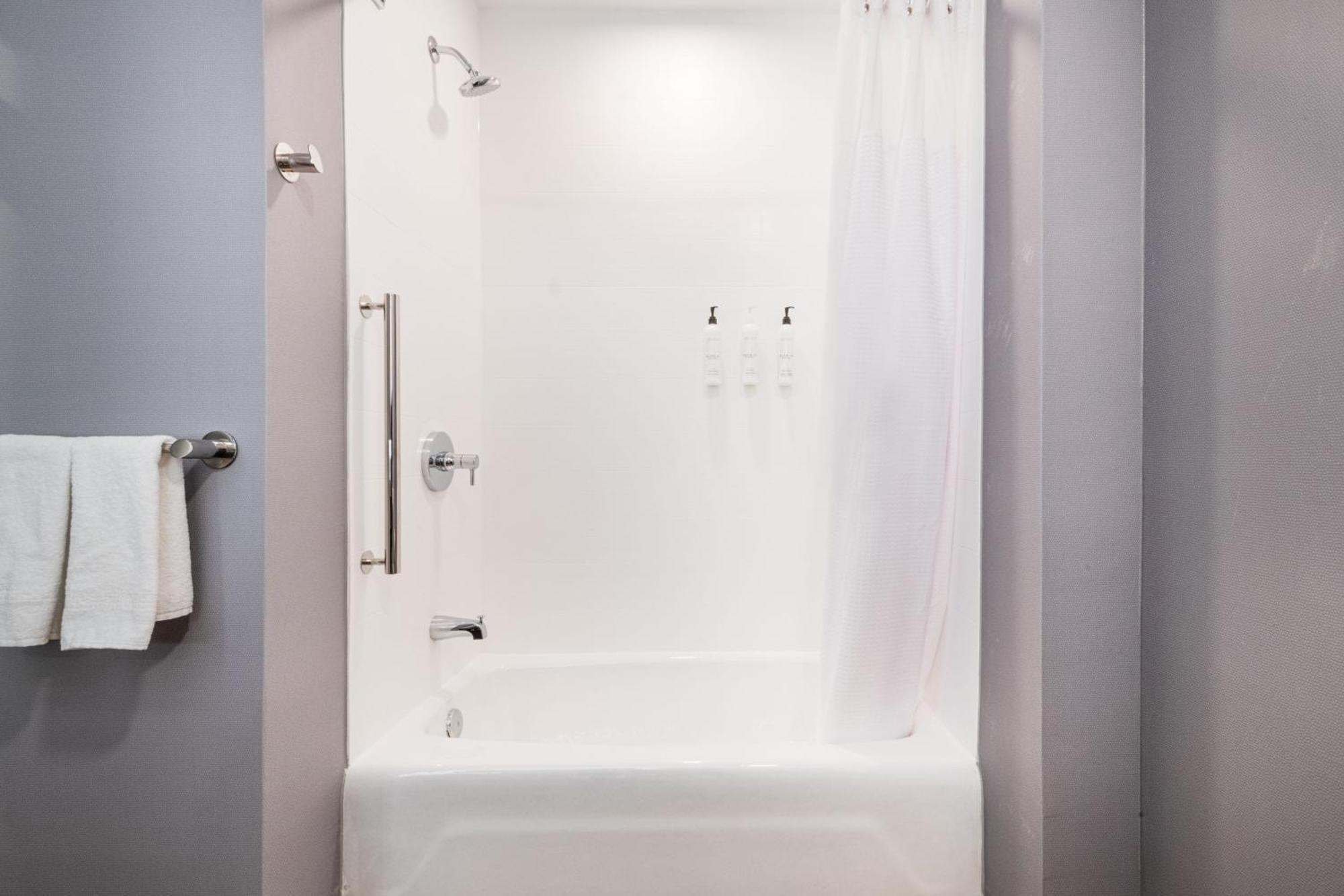 Springhill Suites By Marriott Baltimore Downtown Convention Center Area Экстерьер фото