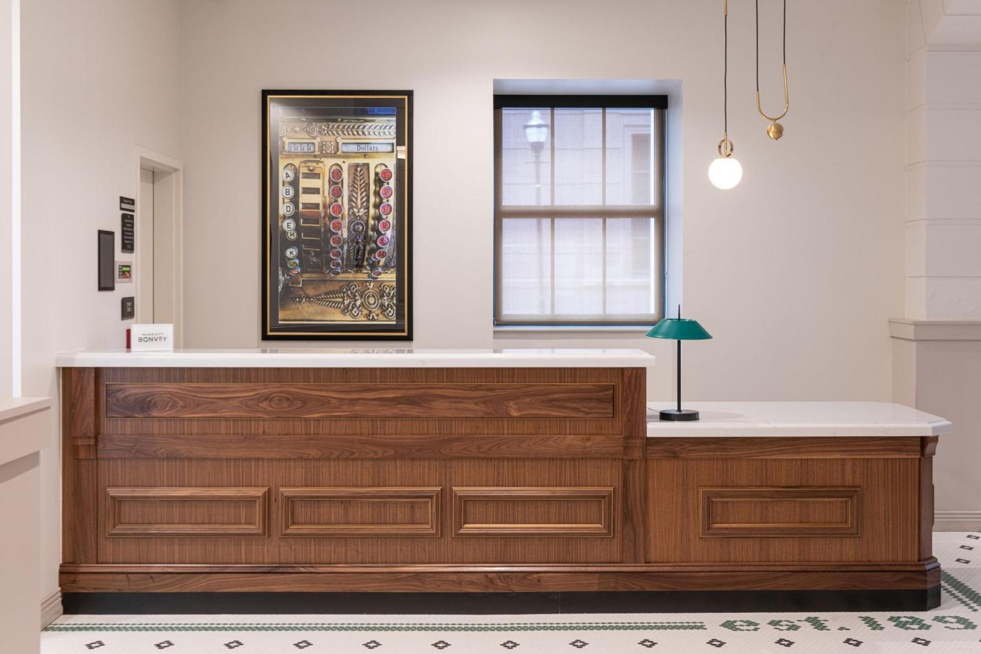 Springhill Suites By Marriott Baltimore Downtown Convention Center Area Экстерьер фото