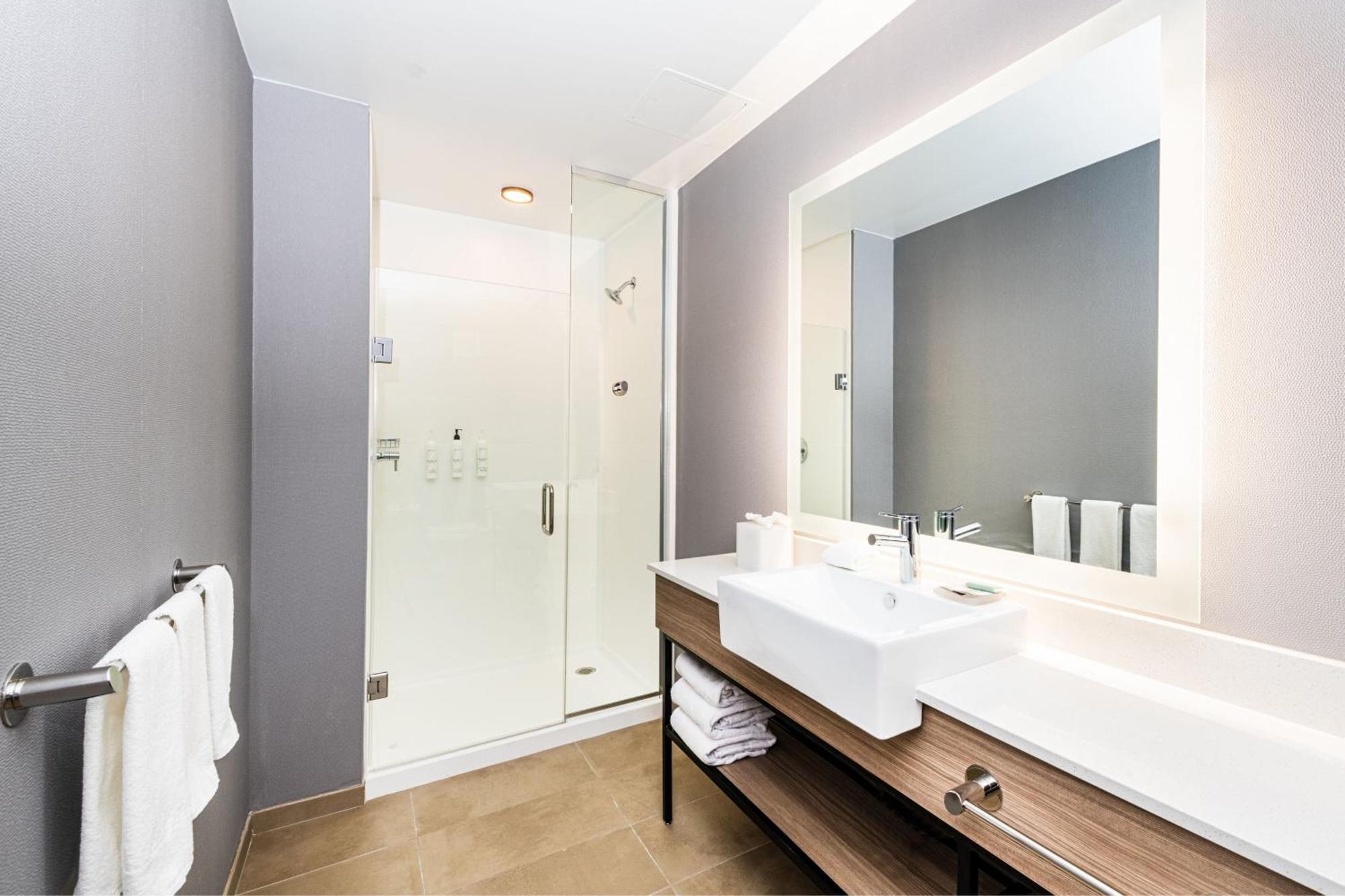 Springhill Suites By Marriott Baltimore Downtown Convention Center Area Экстерьер фото